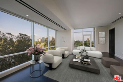 Magnificent Beverly West Condominium Located at 1200 Club View Drive #6S was Just Sold