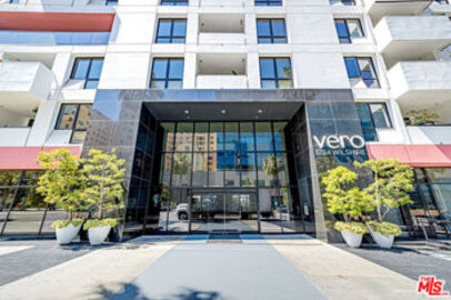 Beautiful Newly Listed Vero Condominium Located at 1234 Wilshire Boulevard #535