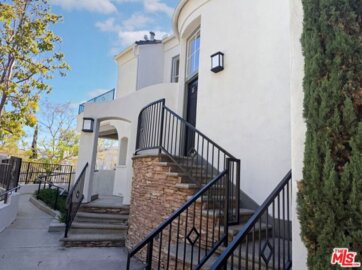 10 Diamant Way Photo