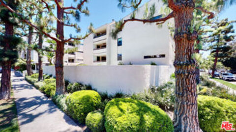Lovely Orlando Waring Condominium Located at 8380 Waring Avenue #102 was Just Sold