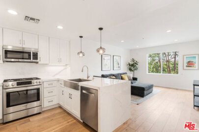 13200 Pacific Promenade #210 Photo