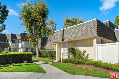 6521 Wystone Avenue #1 Photo