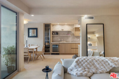 818 N Doheny Drive #205 Photo