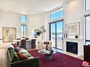 13920 Moorpark Street #308 Photo