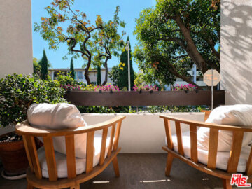 950 N Kings Road #168 Photo