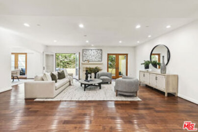 This Magnificent Villa di Lamdeni Condominium, Located at 12026 Rhode Island Avenue #103, is Back on the Market
