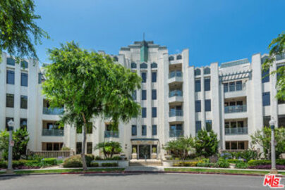 Impressive The Metro Condominium Located at 5625 Crescent Parkway #328 was Just Sold