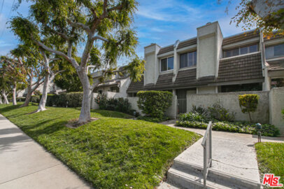 11868 Moorpark Street #D Photo