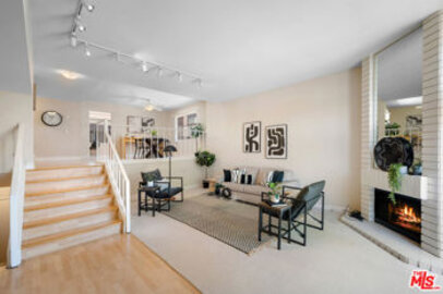 Marvelous Newly Listed Via Marina Tahiti Condominium Located at 4631 Alla Road #9