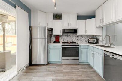 437 Ridgeway Court Photo