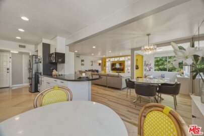 5301 Balboa Boulevard #F8 Photo