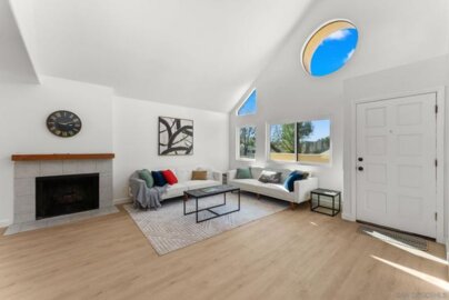 359 N Melrose Drive H Photo