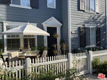 Amazing Newly Listed Charleston Place Townhouse Located at 62 Strawflower Street