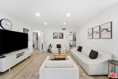 5414 Newcastle Avenue #26 Photo