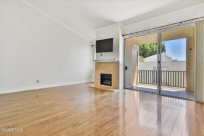 Phenomenal Park Encino Condominium Located at 5325 Newcastle Avenue #328 was Just Sold