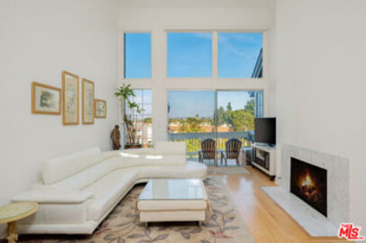 Delightful Via Marina Tahiti Condominium Located at 4346 Redwood Avenue #A306 was Just Sold