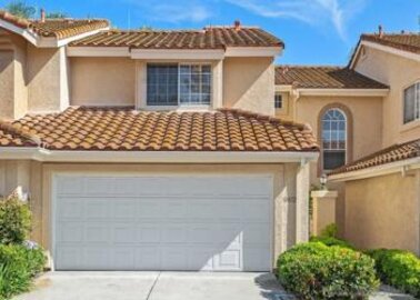 Phenomenal La Cresta Townhouse Located at 10872 Creekbridge Place was Just Sold