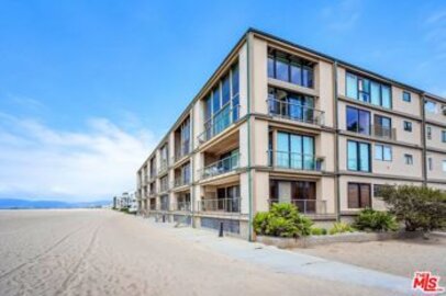 Lovely Via Marina Tahiti Condominium Located at 1 Spinnaker Street #8 was Just Sold