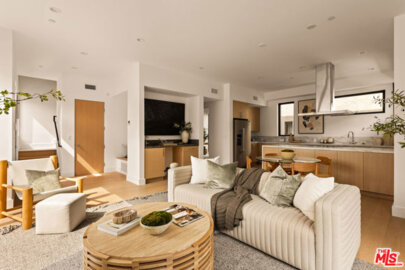 2425 20th Street #B Photo