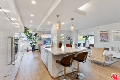 Outstanding Plaza Towers Condominium Located at 838 N Doheny Drive #505 was Just Sold