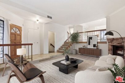 7100 Balboa Boulevard #101 Photo