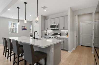 1700 Valley Oak Way Photo