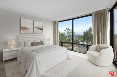 Splendid Newly Listed Via Marina Tahiti Condominium Located at 4337 Marina City Drive #247