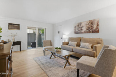 22050 Calvert Street #10 Photo