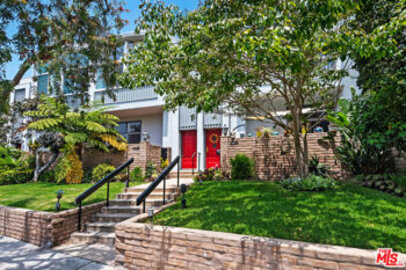 Phenomenal Newly Listed Villa Le Trayas Townhouse Located at 13229 Fiji Way #H
