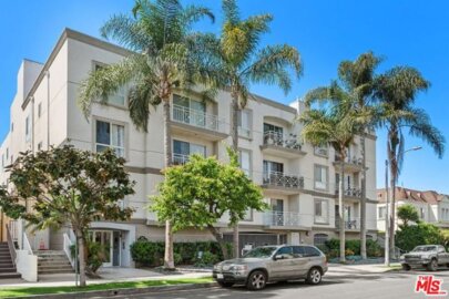117 S Clark Drive #102 Photo