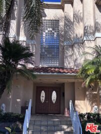 321 W Queen Street #9 Photo