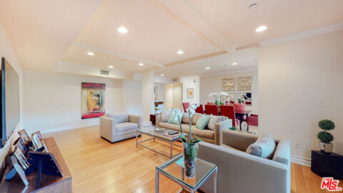 118 S Clark Drive #105 Photo