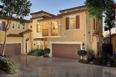 Elegant Newly Listed Mandolin II Townhouse Located at 8541 Old Stonefield Chase