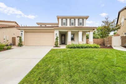 34189 Hourglass Street Photo