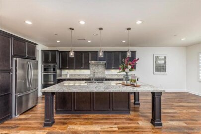 45564 Gresham Photo