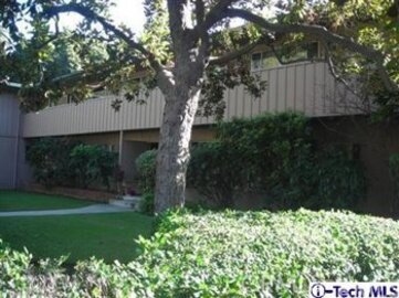 Magnificent Croyden Park Condominium Located at 312 California #B was Just Sold