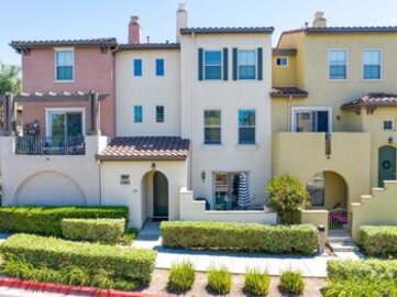 Magnificent Newly Listed Madiera Townhouse Located at 328 Bishop Drive