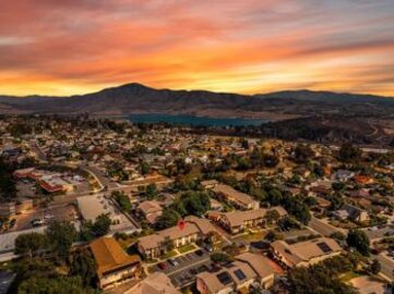 Beautiful Carefree South Townhouse Located at 445 Ridgeway Court was Just Sold