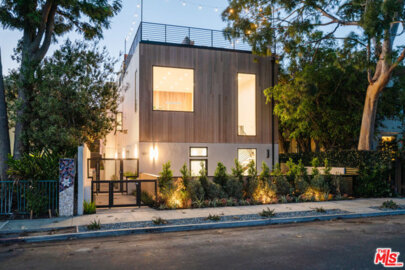 611 Broadway Street Photo