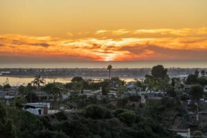 Elegant Bay Vista Condominium Located at 4732 Iroquois Avenue #S was Just Sold