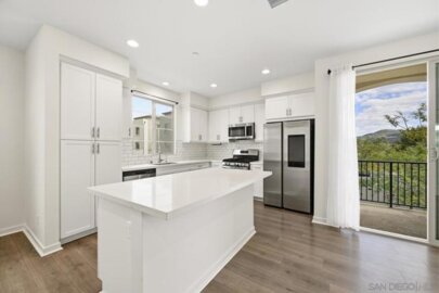 429 Lake Shore Way Photo