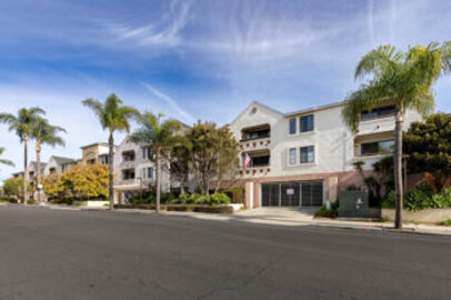 Marvelous Newly Listed Plaza Arizona Condominium Located at 4545 Arizona Street #101