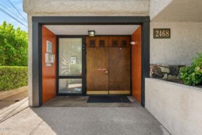 Impressive Newly Listed Mohawk East Condominium Located at 2468 Mohawk Street #203