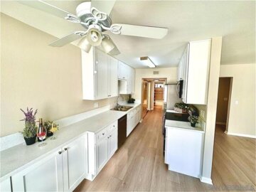 450 W Vermont Avenue #708 Photo