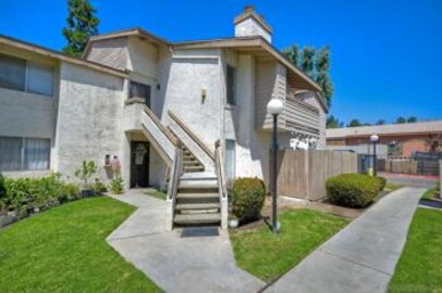 Phenomenal Newly Listed Woodside Village Condominium Located at 1721 Melrose Avenue #16