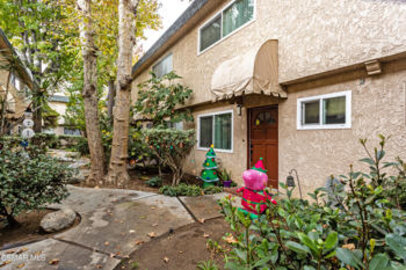 Splendid Balboa Village Condominium Located at 17151 Roscoe Boulevard #4 was Just Sold