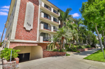 Gorgeous 125 Montana Ave Condominium Located at 125 Montana Avenue #304 was Just Sold