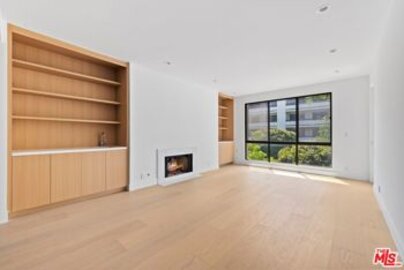 Beautiful Park Place Condominium Located at 2132 Century Park Lane #213 was Just Sold