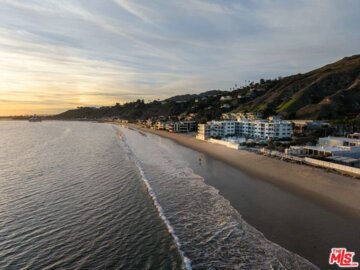 22548 Pacific Coast Highway #101 Photo