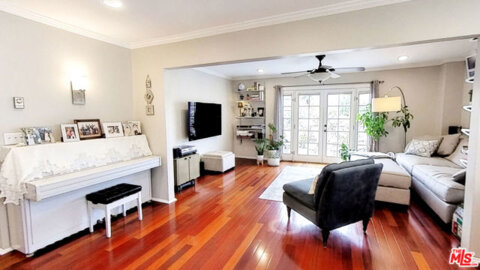 2215 Oak Street #202 Photo